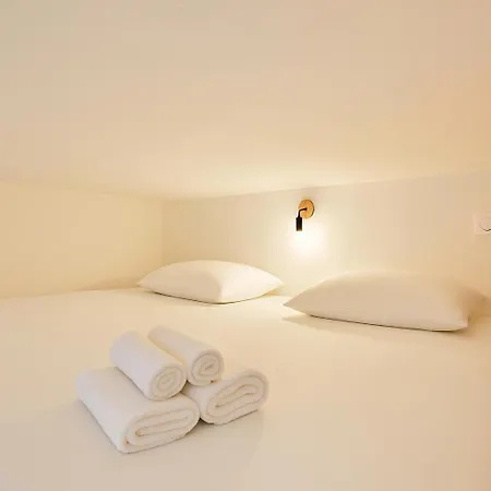 Le Petit Charles Cosy Centre