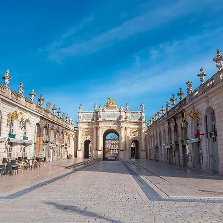 Le Petit Charles Cosy Centre * 南锡