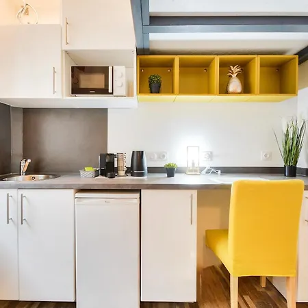 公寓 Le Petit Charles Cosy Centre *